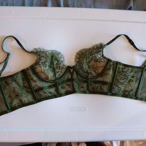 Victorias Secret Very Sexy Lace Longline Bra 34A